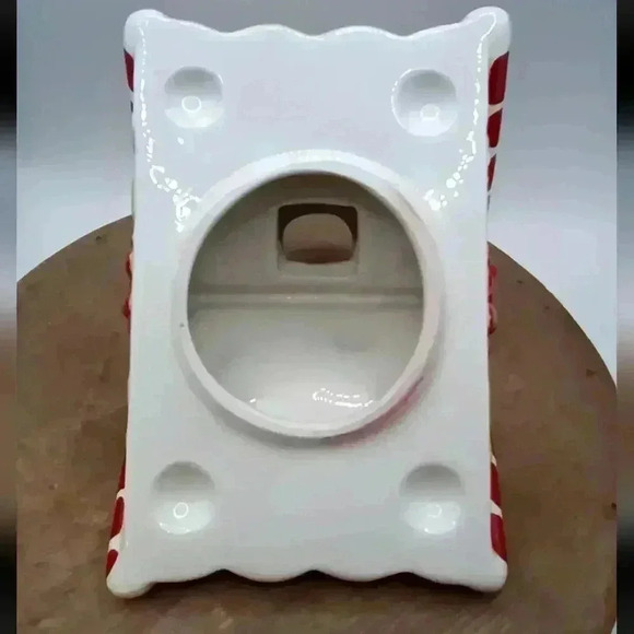 Lori Grenier Glazed Ceramic Gingerbread House Tealight Wax Burner/Tart Warmer. - Picture 5 of 12